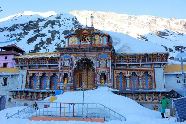 Delhi to Badrinath Tempo Traveller